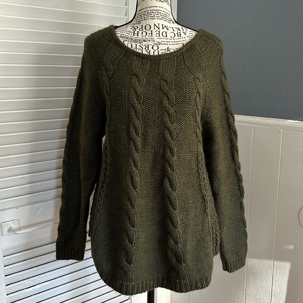 Elisabetta Collection sweater